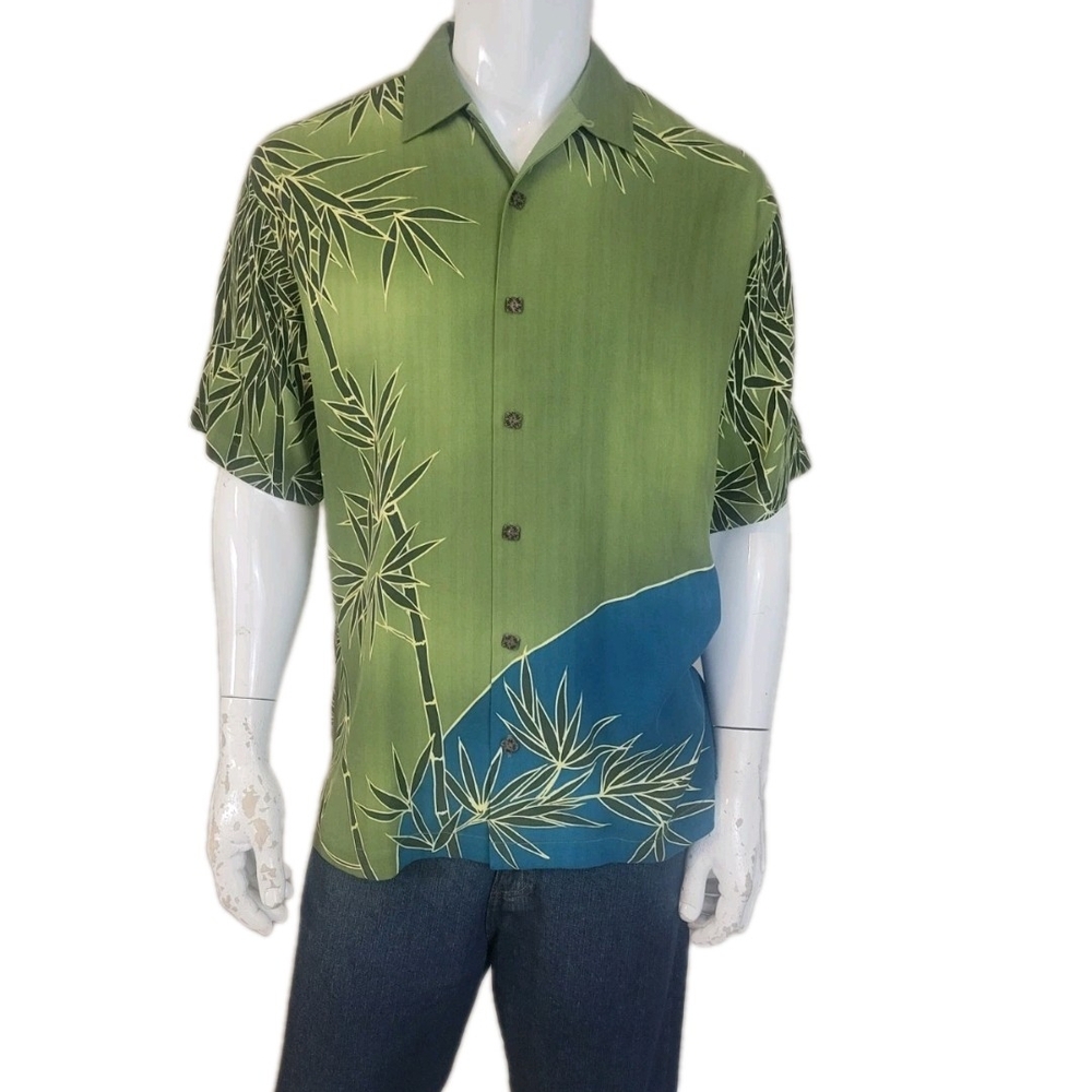NWT Tommy Bahama Hawaiian Mens Size M Camp Silk Bamboo Eclipse Silk Green Shirt